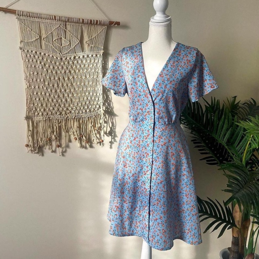 Romwe Blue/Orange floral short sleeve button front mini dress with waist tie